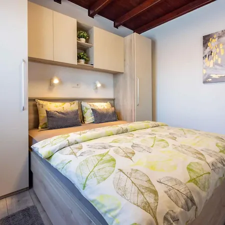 Apartament In 39356 Selce
