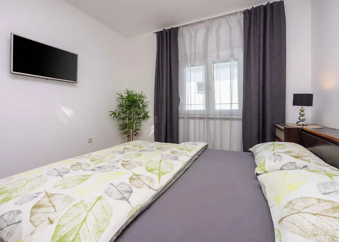 Apartment In 39356 Selce